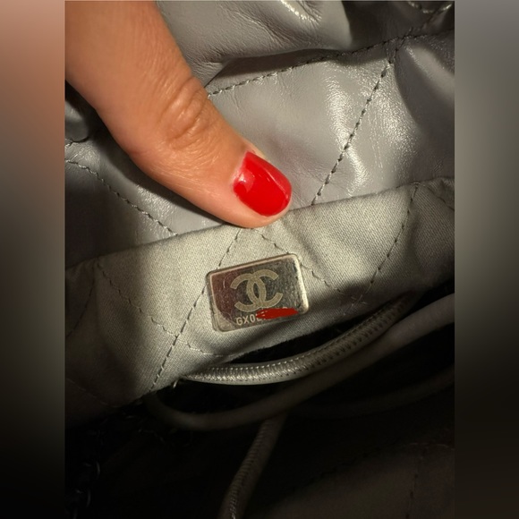 Chanel mini 22 grey color brand new comes in a full package including receipt - Picture 6 of 12